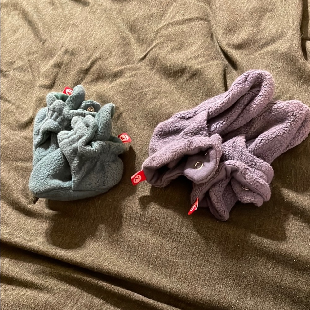 Zutano Blue and Purple Booties Cozy Accessories